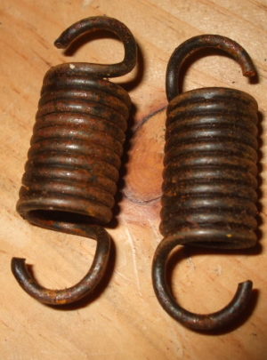 NOS M43 Litter Rack Support Springs (2ea)