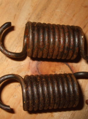 NOS M43 Litter Rack Support Springs (2ea)