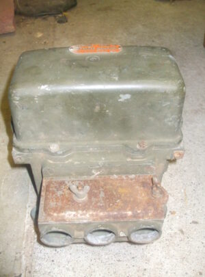 Used Take-Out Auto-Lite Voltage Regulator AL-VAD 4106C (1ea)